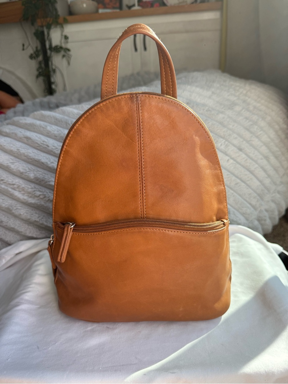 Tignanello Caramel Leather Mini Backpack 90s Butter Mom Style SO soft
